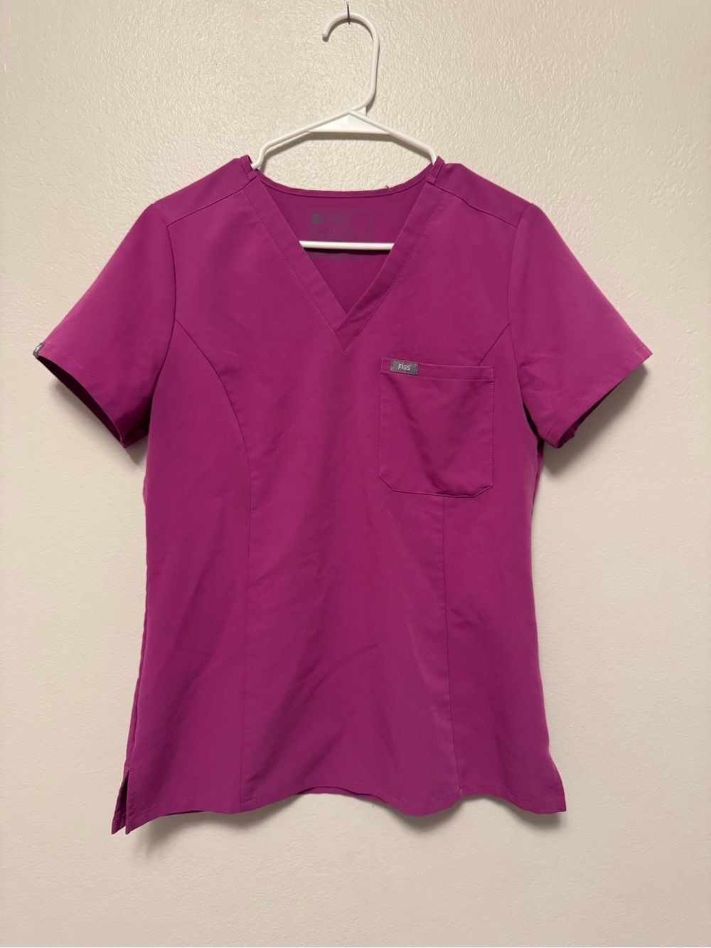 FIGS purple jolt slim women’s top - size SMALL